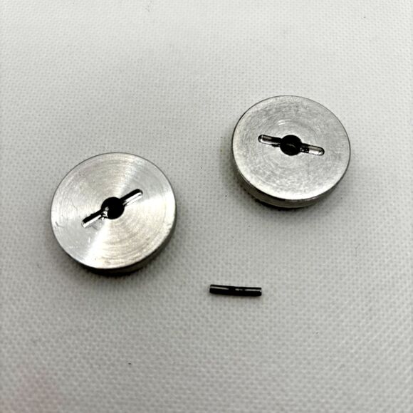 Kyosho Bigbrute Aluminum Axel Hubs for Stock Axels with 1 Used Pin USED - Picture 1 of 2